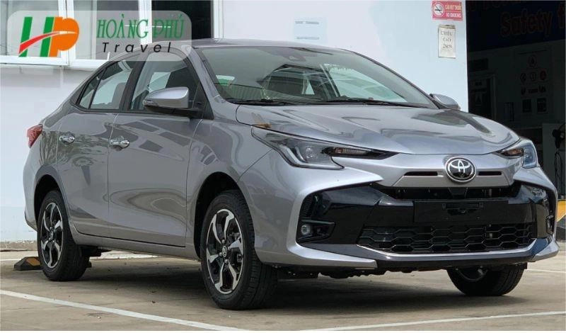 thuê xe 4 chỗ có tài xế